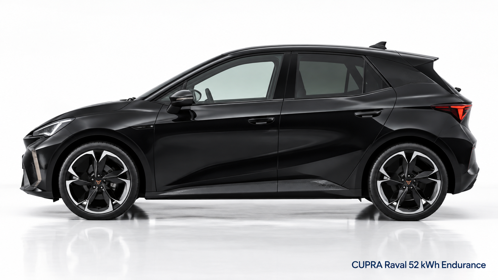 CUPRA Raval 52 kWh Endurance – Seitenansicht mit Modellbezeichnung